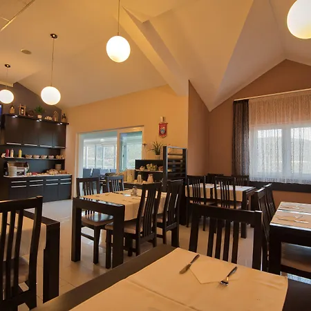 Agava 4*