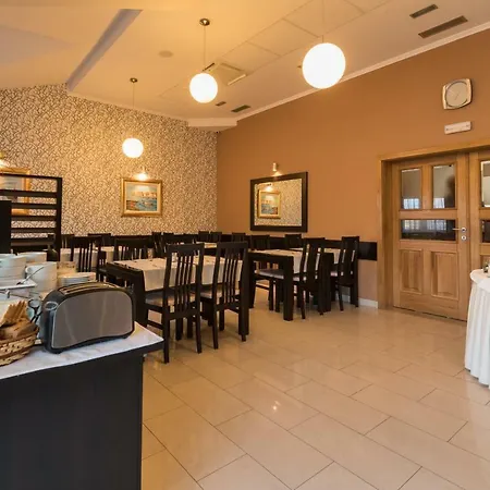 酒店 阿加瓦酒店 4*